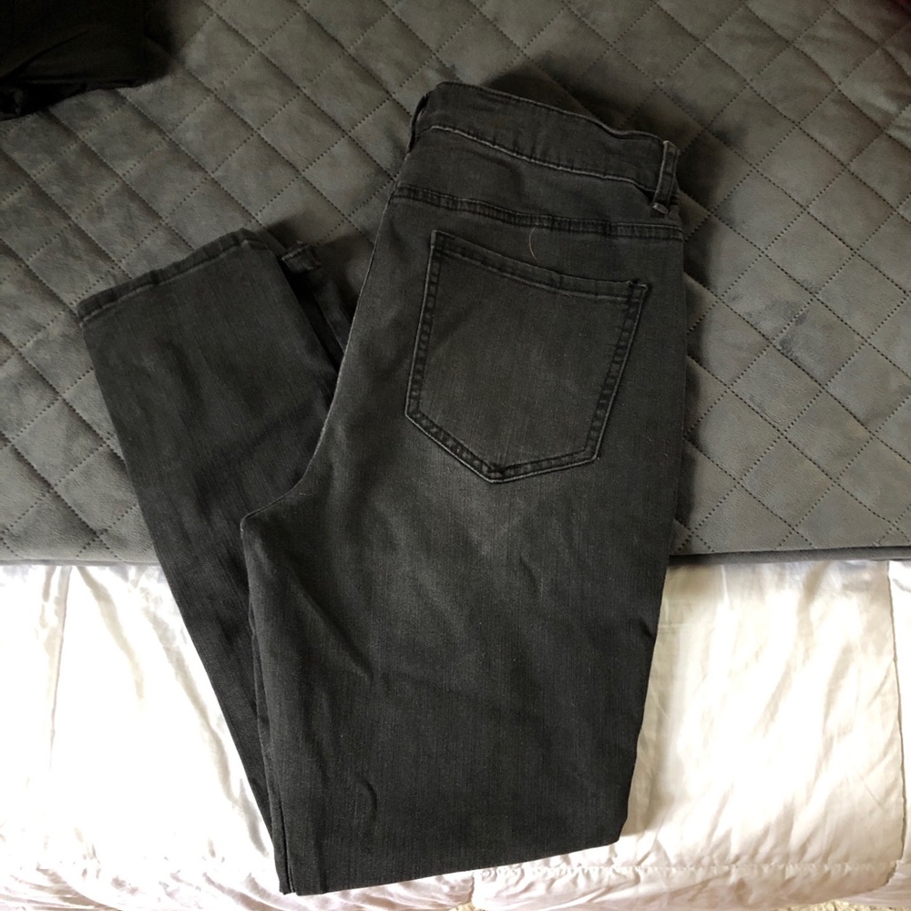 Refuge black wash jeans size 14